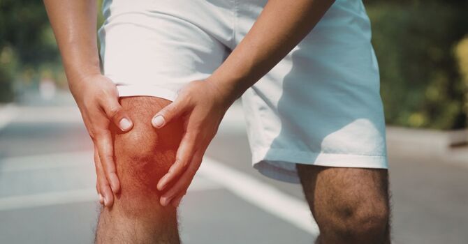 How to Treat Runner's Knee: Finding Relief from Patellofemoral Pain image
